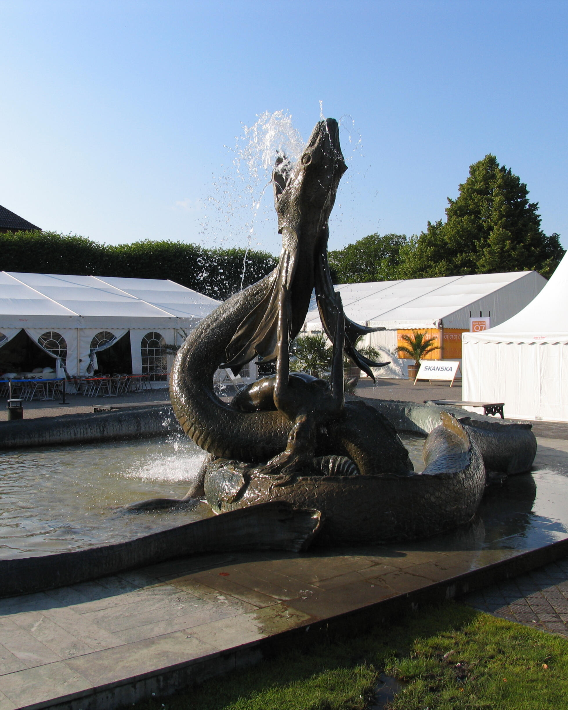 Hyra tält Trelleborg Hyr tält och möbler i Trelleborg hos Trelleborgs Tältuthyrning. Vi levererar och transporterar till bra priset.